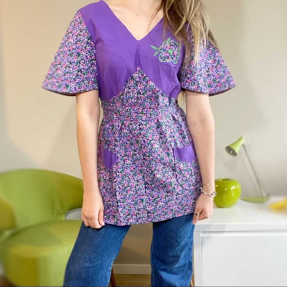 Vintage Purple Wrap Tunic Top. Art or Garden Smock Purple Floral.